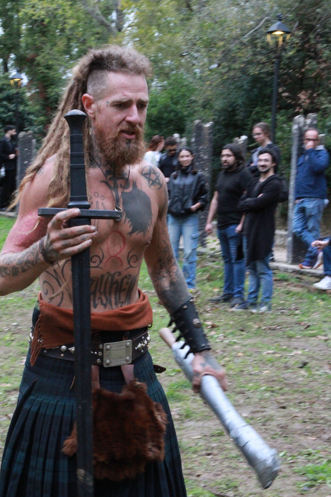 Ambiente celta no Samhain Fire Fest 2025 na Quinta da Ribafria em Sintra