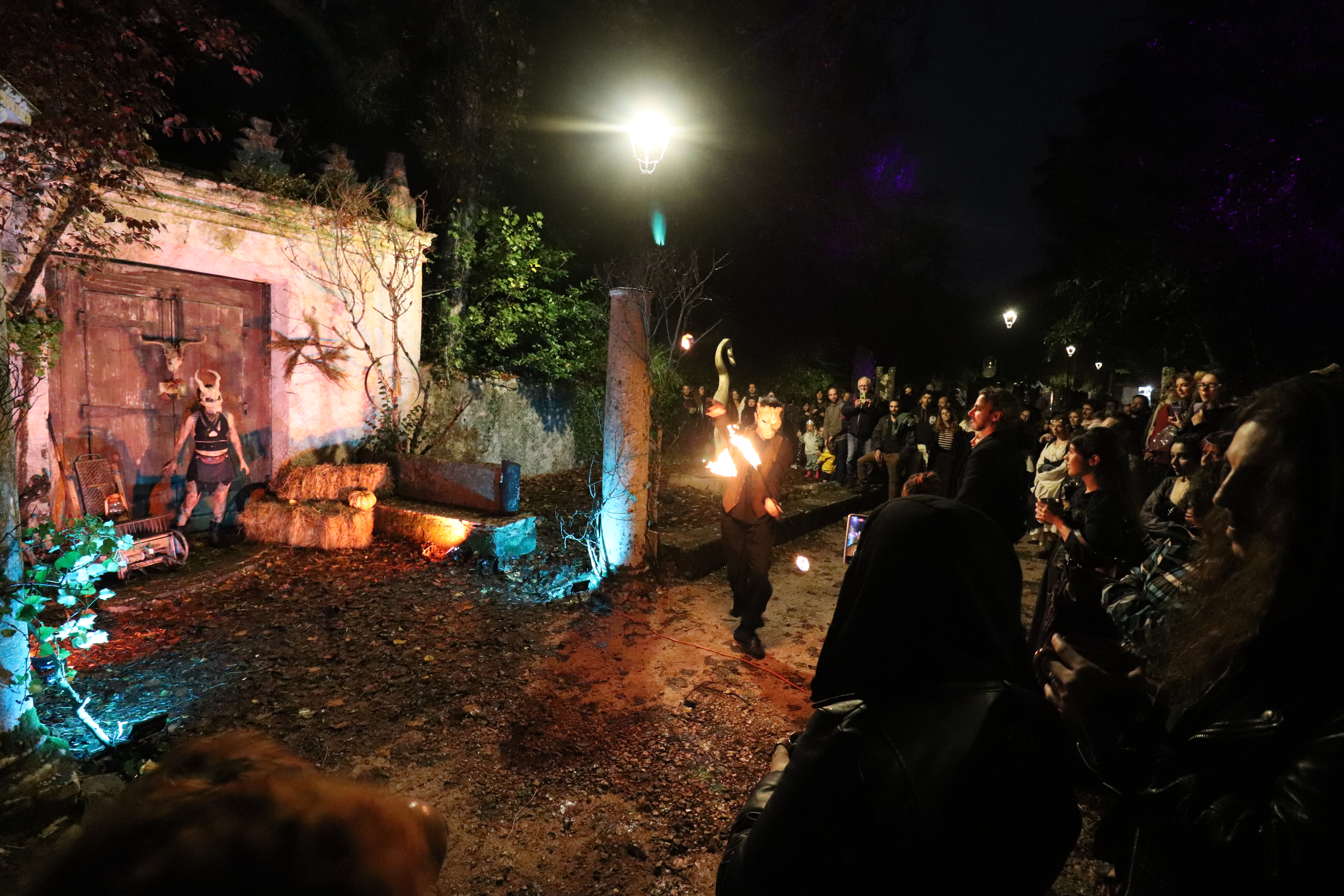 Ambiente celta no Samhain Fire Fest 2025 na Quinta da Ribafria em Sintra
